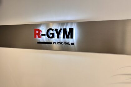 【R-GYM】R-GYM Personalフロント- 広島パーソナルトレーニング専門R-GYM Presonal